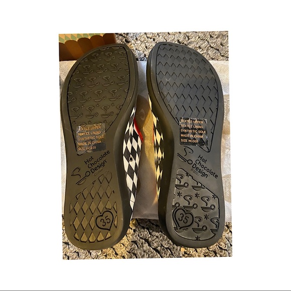 Chocolaticas Mary Janes - Picture 4 of 4